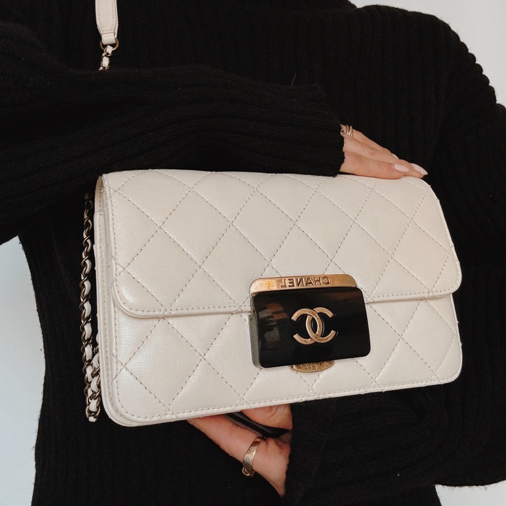 SOLD CHANEL 2016 Beauty Lock Leather Flap Medium Bag Beige Cream Excellent